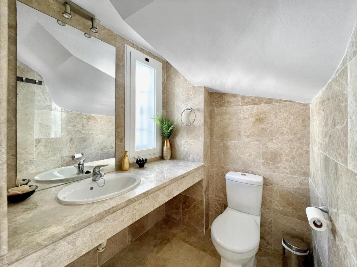 Unique Townhouse In Front Of Puerto Banus Apartman Marbella Kültér fotó