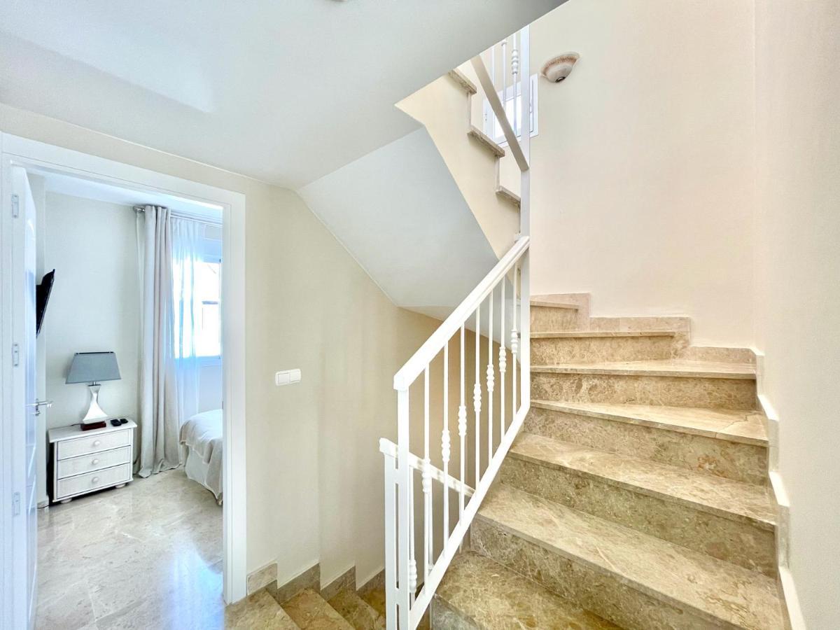 Unique Townhouse In Front Of Puerto Banus Apartman Marbella Kültér fotó