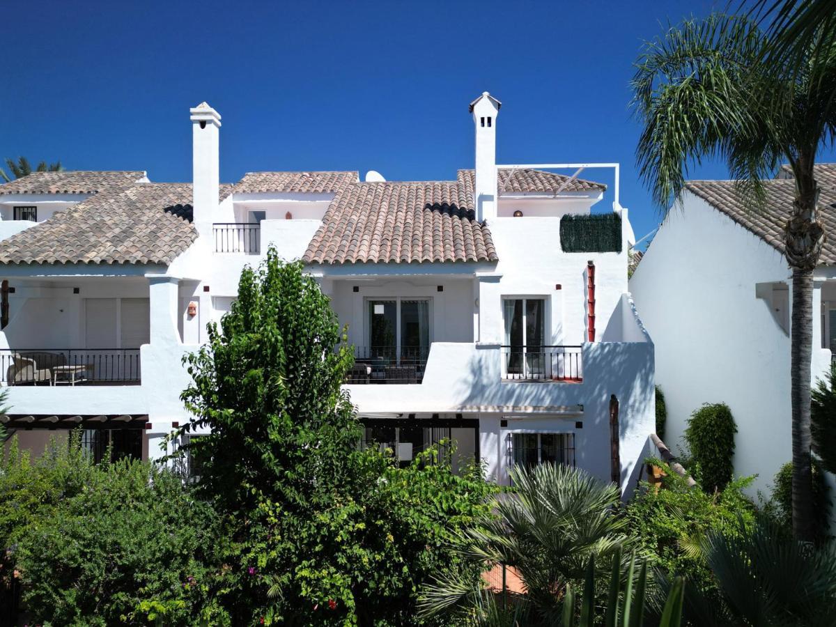 Unique Townhouse In Front Of Puerto Banus Apartman Marbella Kültér fotó